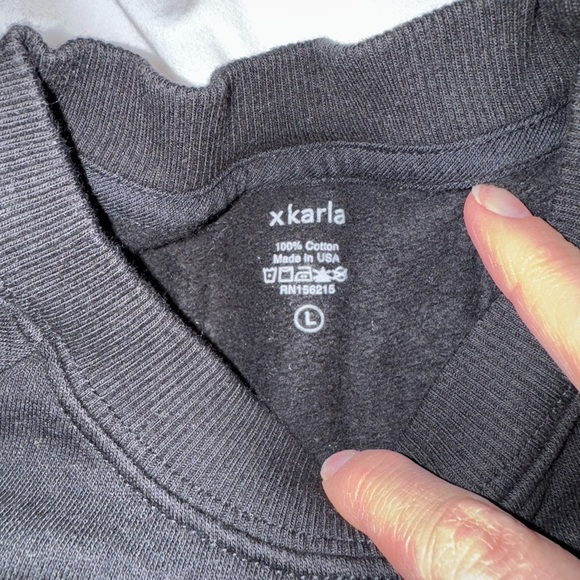 X Karla The Cropped Sweatshirt - Picture 3 of 3
